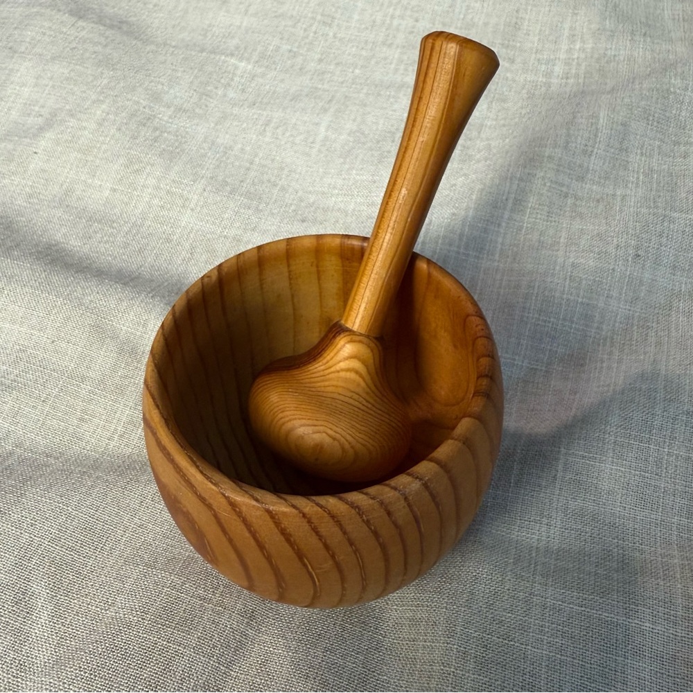 Brown Wooden Mortar and Pestle, Portugal - Picture 2 of 7